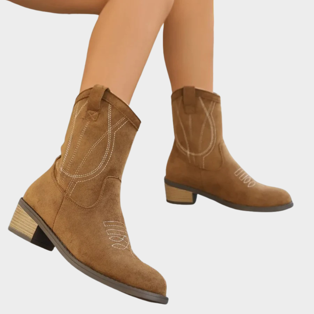 Chantal - Cowboy-Style Ankle Boots