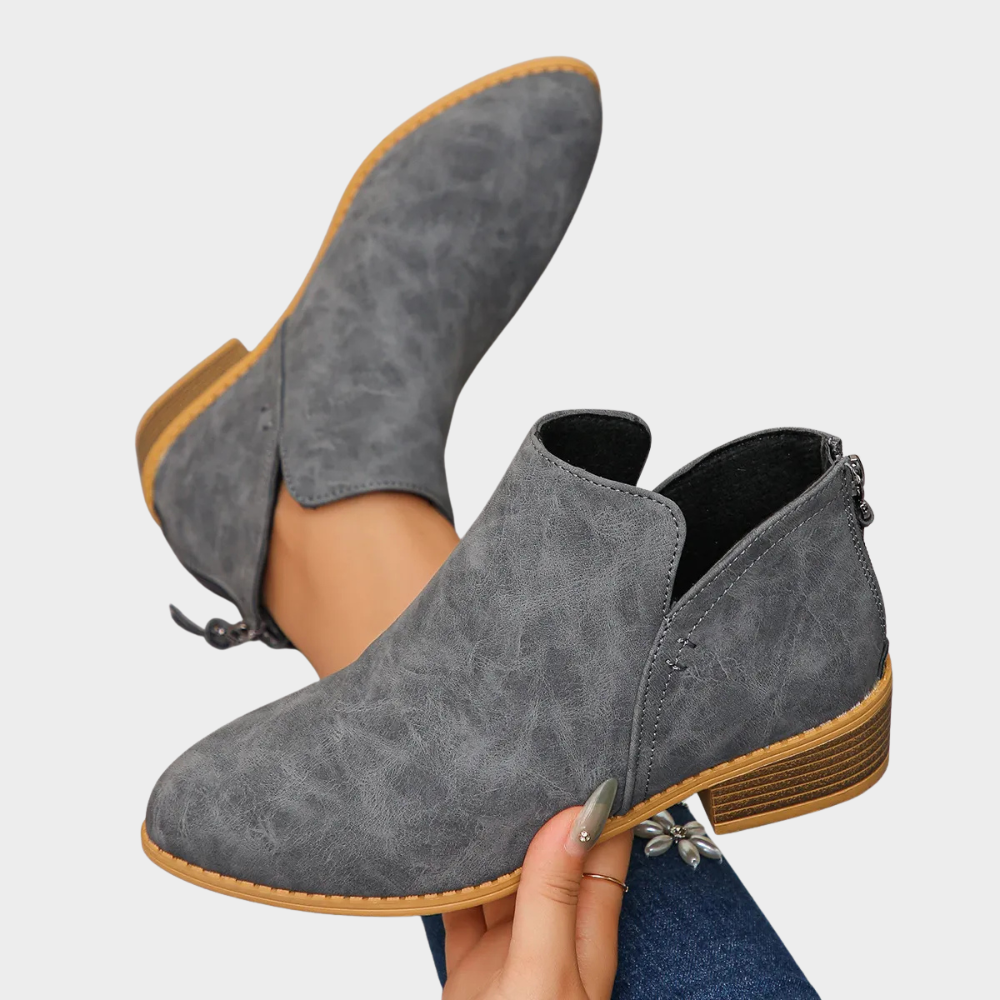 Oakley - Low Heel Ankle Boots
