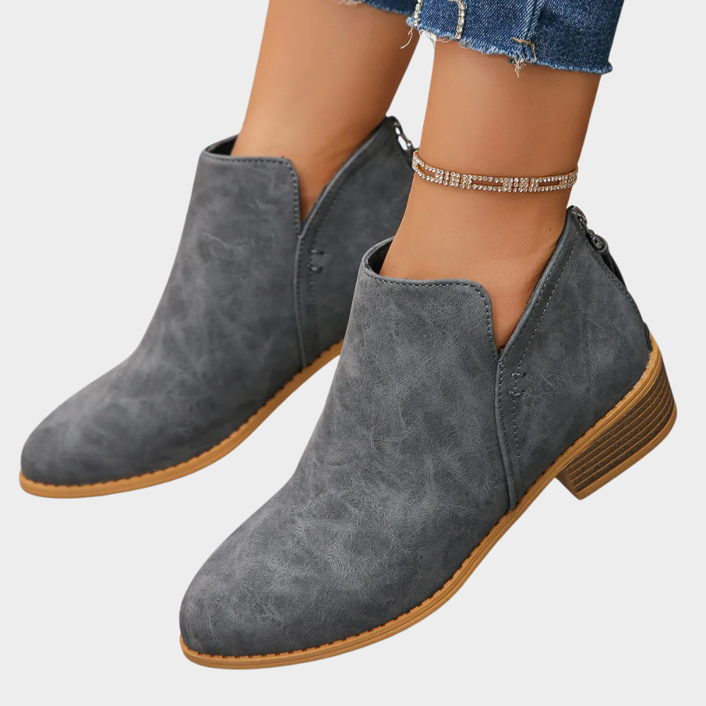 Oakley - Low Heel Ankle Boots