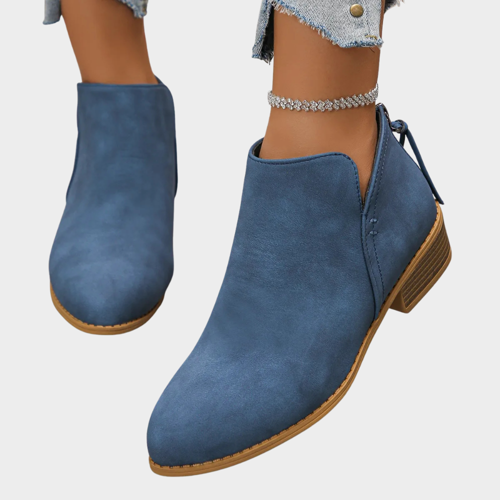 Oakley - Low Heel Ankle Boots