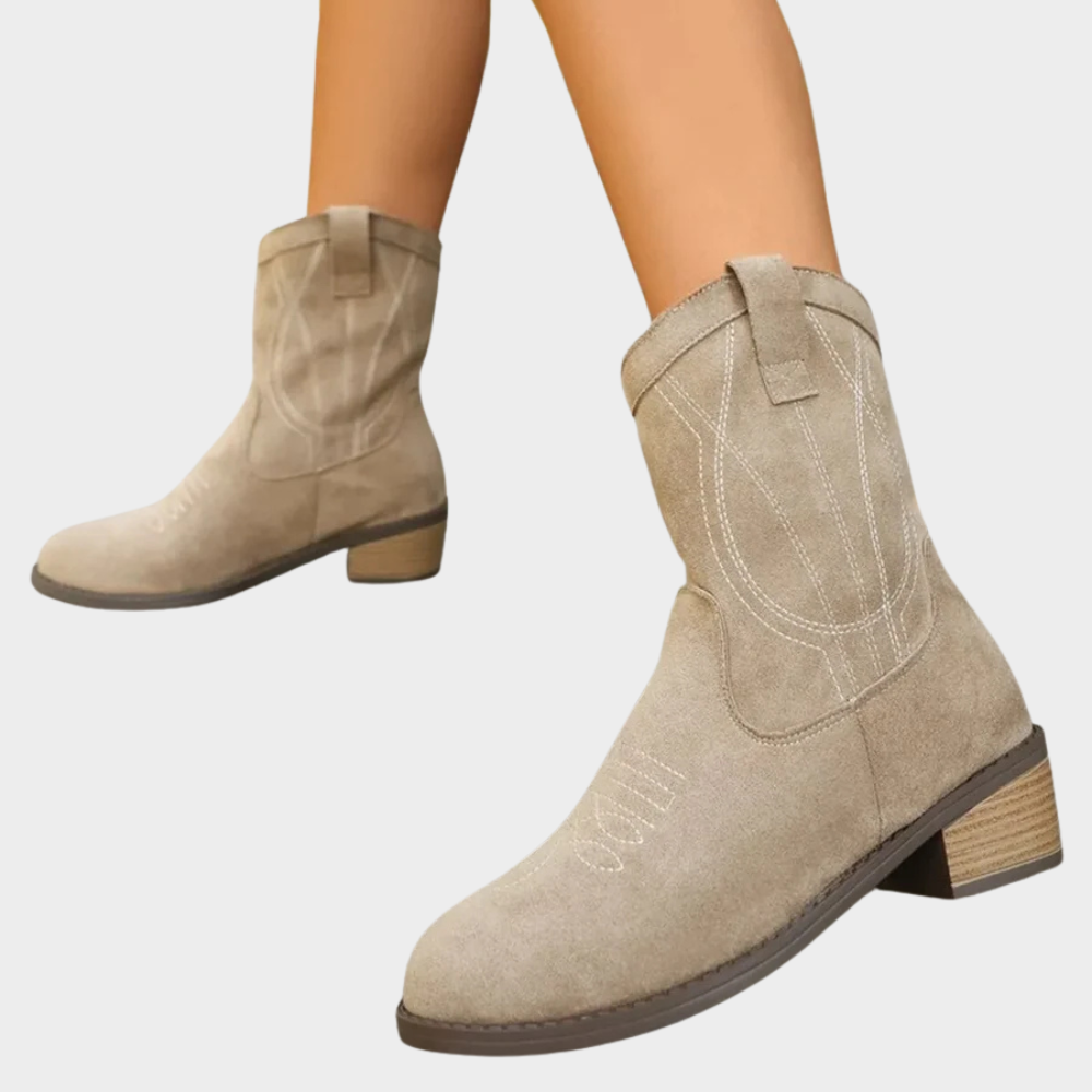 Chantal - Cowboy-Style Ankle Boots