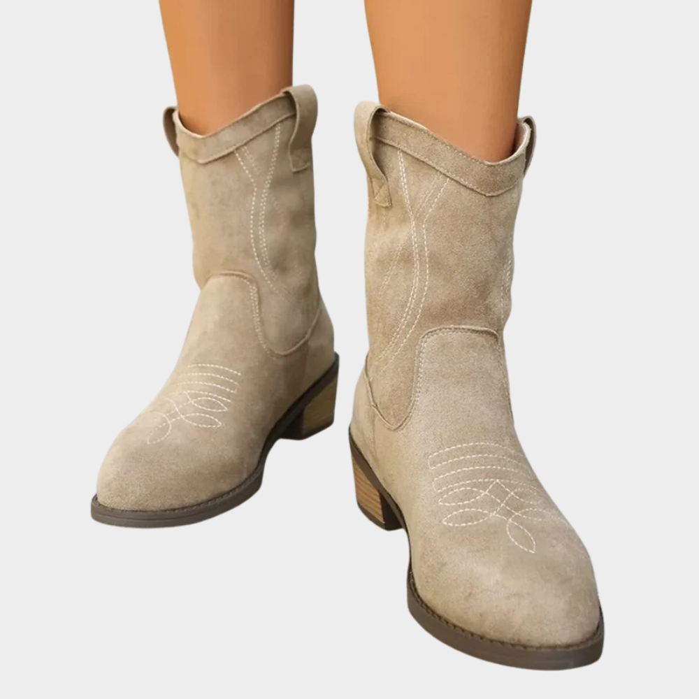 Chantal - Cowboy-Style Ankle Boots